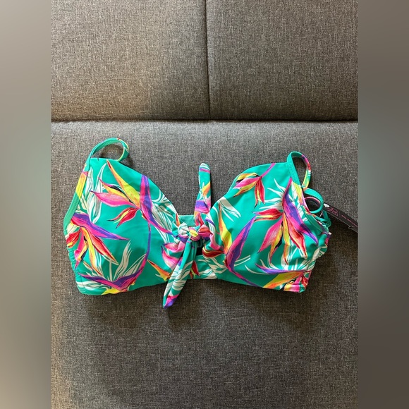 Swim Suit Bundle- Size Large tops and bottoms - Picture 3 of 8
